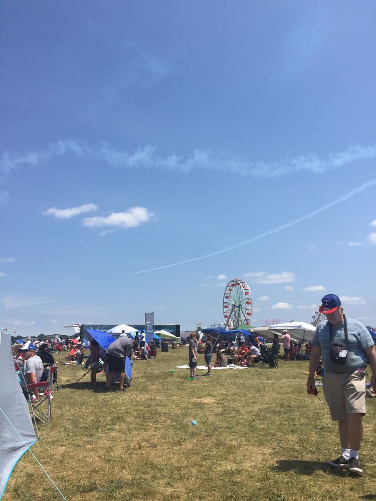 W K Kellogg Airport Airports 15551 S Airport Rd, Battle Creek, MI