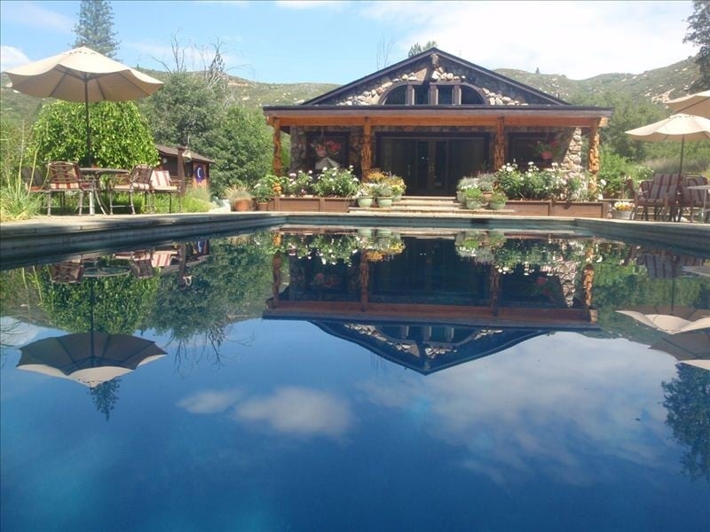 Spinning Wheel Yosemite Vacation Rentals 11950 Cherry Lake Rd, Groveland, CA Phone Number