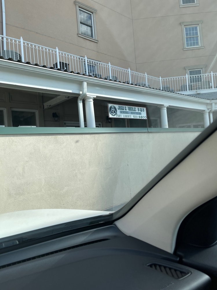 image of business Smile Dental Spa