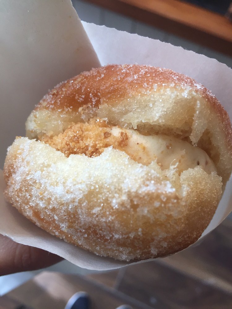 Dublin Barista School － Dublin, 愛爾蘭的相片。Cheesecake donut