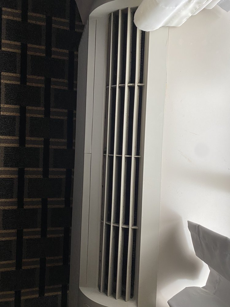Comfort Suites