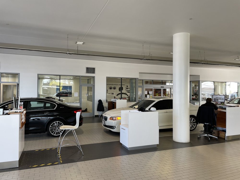 BMW of Monrovia