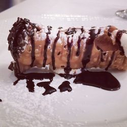 Cugino S Italian Restaurant Order Online 75 Photos 63 Reviews Photo Of Cugino S Italian Restaurant Williamsville Ny United States Cannoli