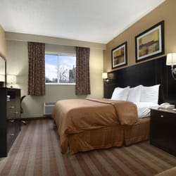 Ramada By Wyndham Bronx 23 Photos 19 Reviews Hotels 1000 Photo Of Ramada By Wyndham Bronx Ny United States King Room