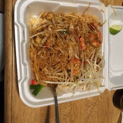 Thai Restaurant Order Food Online 21 Photos 104 Reviews Photo Of Thai Restaurant Arlington Va United States Pad