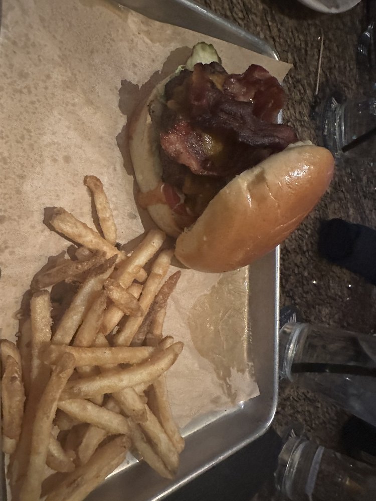 BJ's Restaurant & Brewhouse
