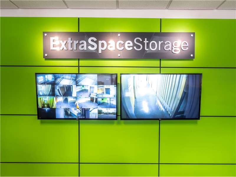 Extra Space Storage