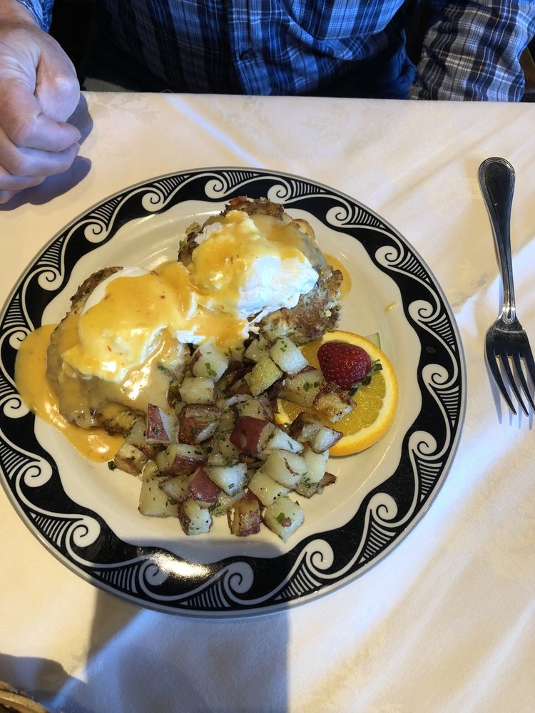 Crab Cake Eggs Benedict 1 31 18 Yelp 713 Photos For El Tovar Dining Room