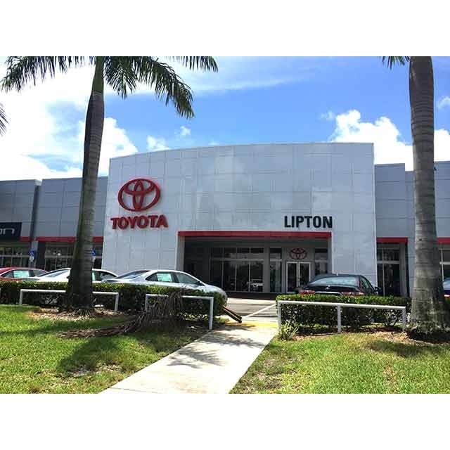 Lipton Toyota 38 Photos & 118 Reviews Car Dealers 1700 W Oakland