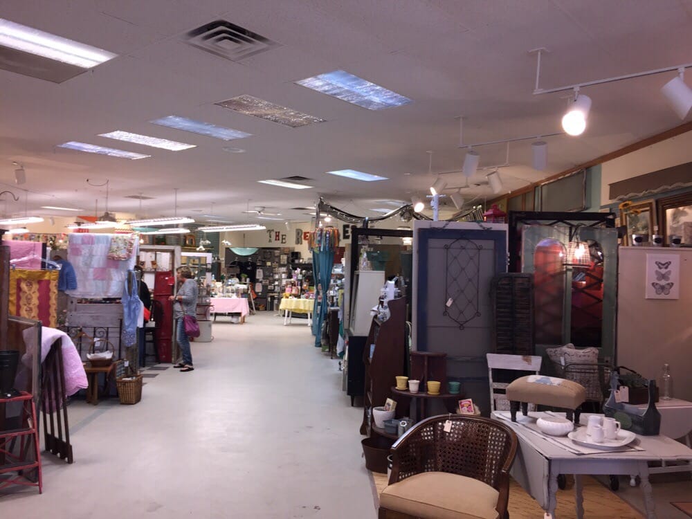 The Red Dresser Furniture S 956 W South Airport Rd