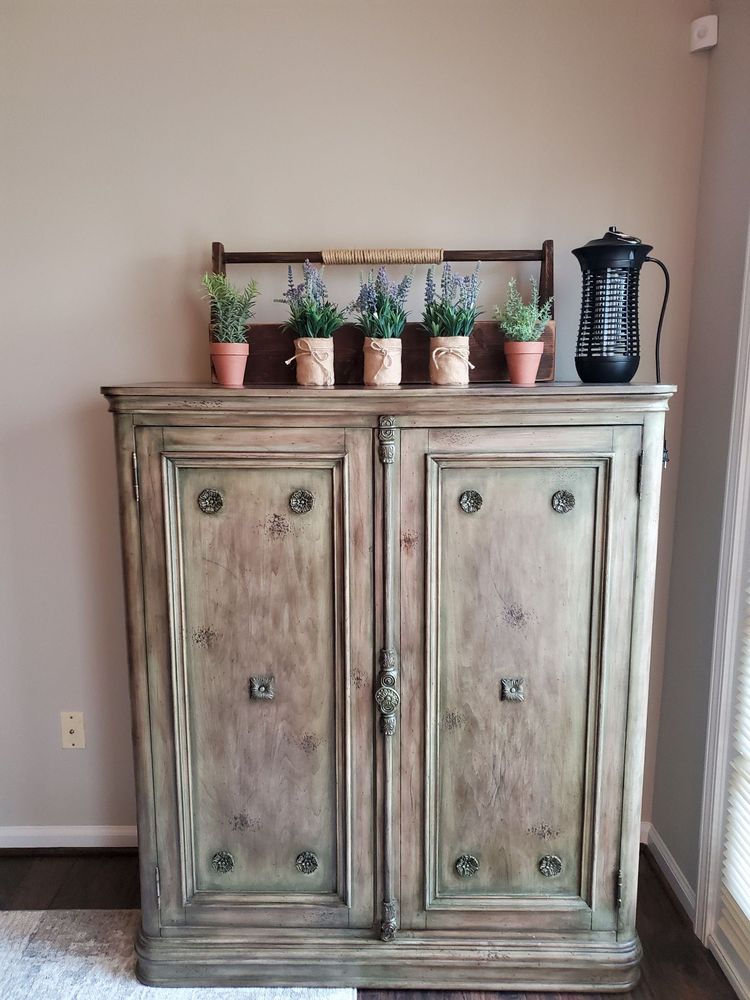 Two Twins and A Truck