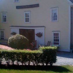 Shamrock Farm Hotels 465 Union St Portsmouth Ri Phone Number Photo Of Shamrock Farm Portsmouth Ri United States