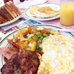 Tom Joe S Restaurant 41 Photos 72 Reviews Diners 1201 13th Photo Of Tom Joe S Restaurant Altoona Pa