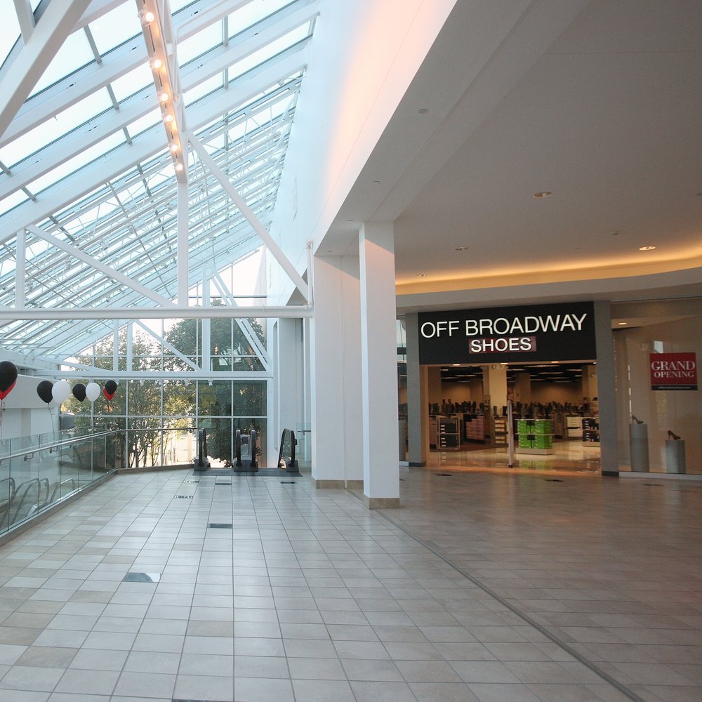 Off Broadway Shoes Shoe Stores 400 Bald Hill Rd, Warwick, RI