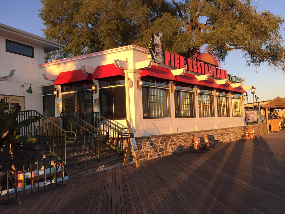The Pier Restaurant And Tiki Bar Is Located On Rye Beach S Boardwalk Photo Of Rye Playland Ny United States The Pier Restaurant And