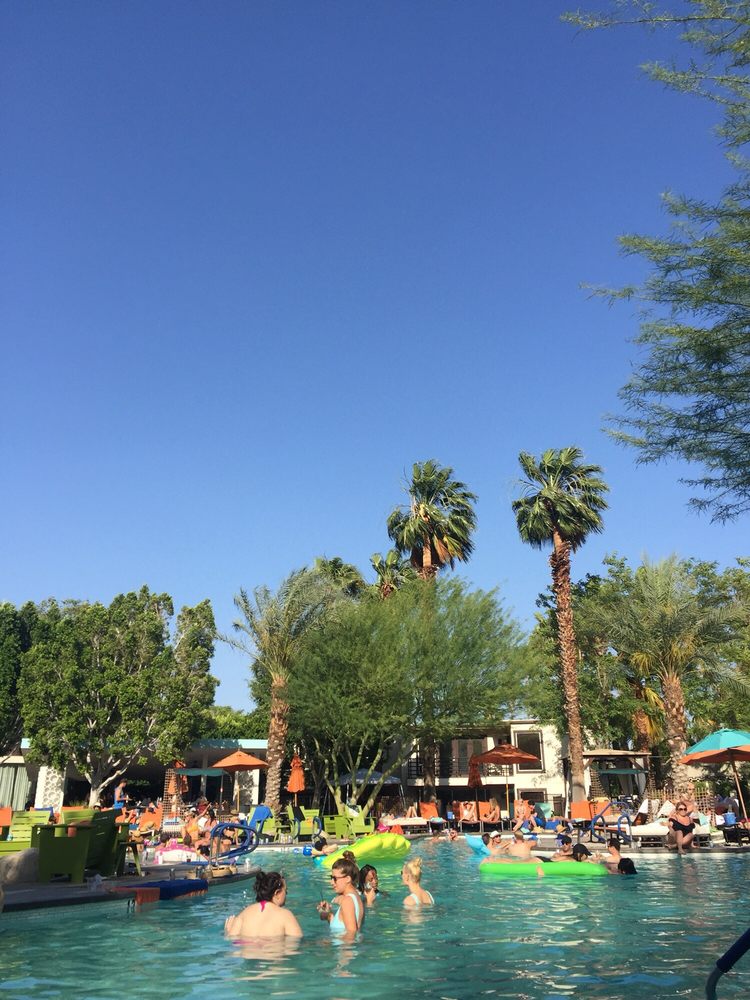 Soleil Pool & Bar Bars 1602 N Indian Canyon Dr, Palm Springs, CA