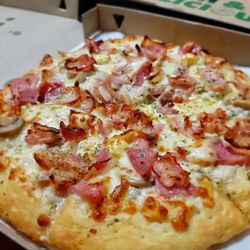 greenwich pizza 11 photos fast food 299 katipunan greenwich pizza