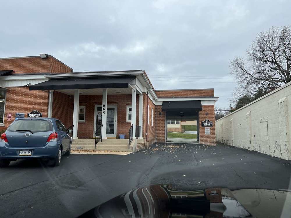 Classic Drycleaners and Laundromats