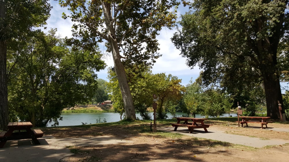 Woodson Bridge RV Park 29 Photos & 16 Reviews RV Parks 25433 S