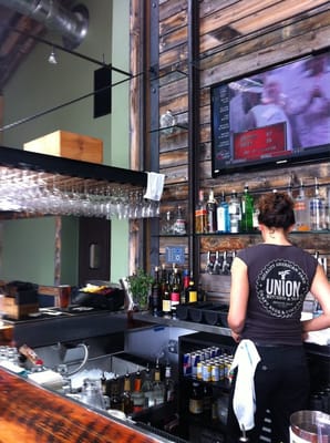 Union Kitchen Tap Order Food Online 1107 Photos 1445 Reviews American New 1108 S Coast Hwy 101 Encinitas Ca Phone Number Menu Yelp