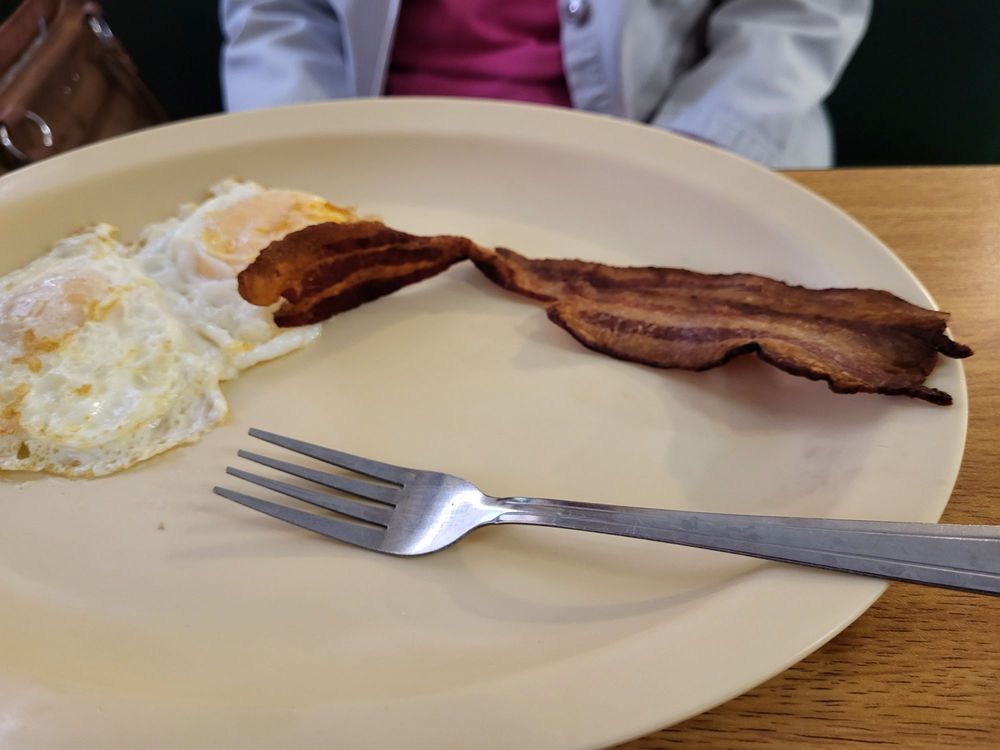 Nettie's Roadside