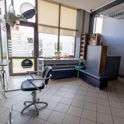 Salon Fryzjerski Anna Hair Salons Ul Ustronna 3 Tychy Poland