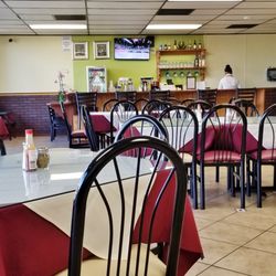 Rafaela S Restaurant 44 Photos 16 Reviews Mexican 995 Postal Photo Of Rafaela S Restaurant Vista Ca United States Empty 3pm On