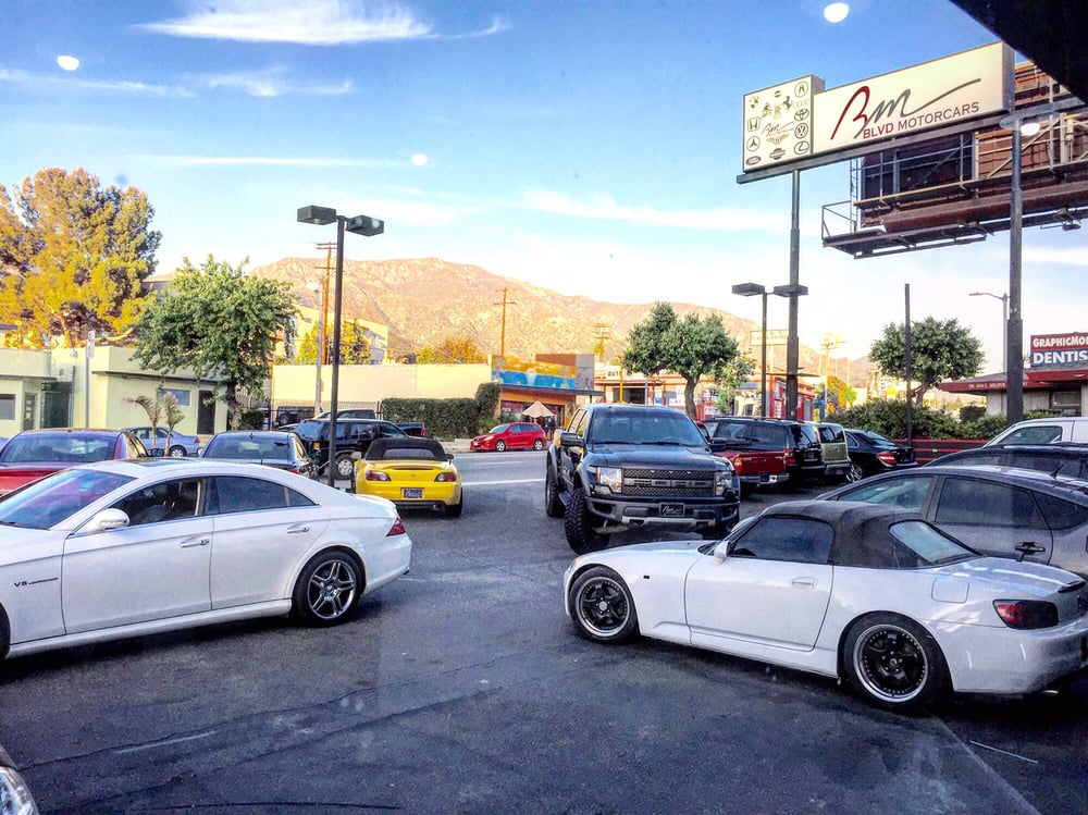 Blvd Motorcars Used Car Dealership in Tujunga, California