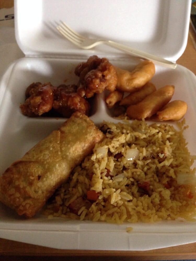 Sesame En Sweet And Sour Fried Rice Egg Roll Photo Of Nine Dragon Chinese Restaurant Baton Rouge La United States Sesame