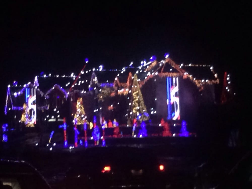 the larsen christmas light show 13 photos 11 reviews the larsen christmas light show 13 photos 11 reviews
