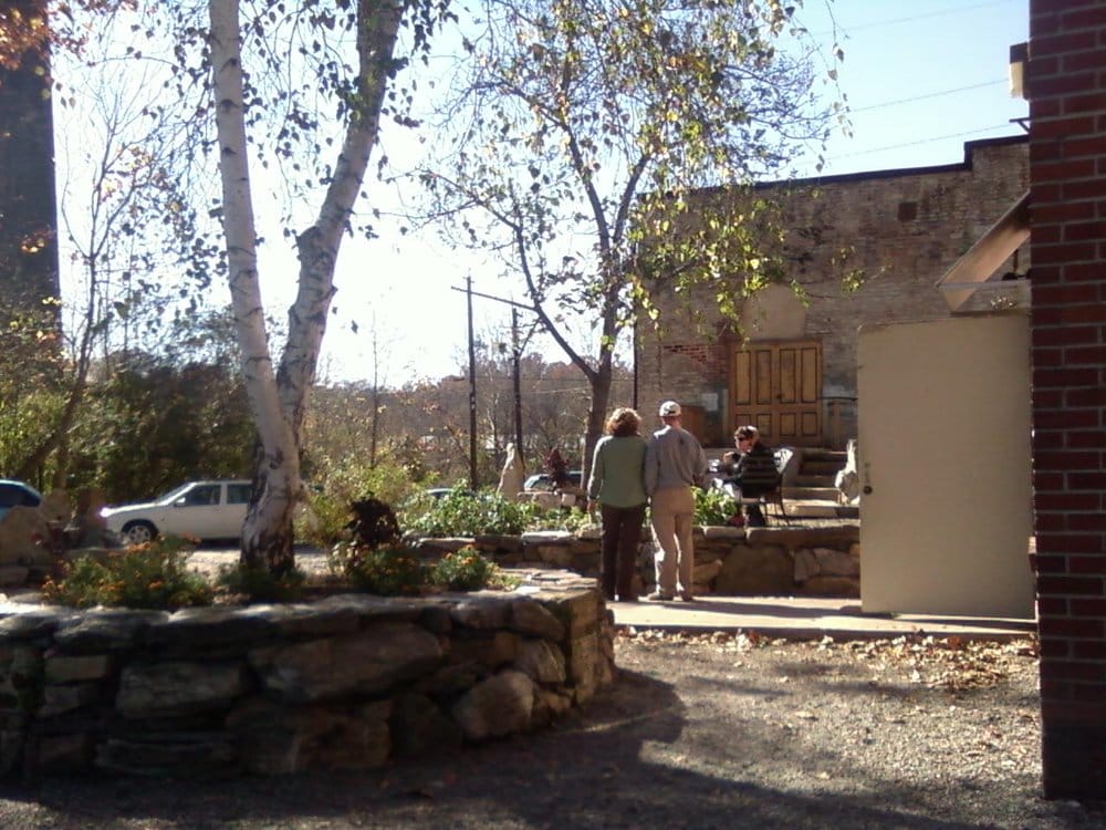 Roots Organic Gourmet