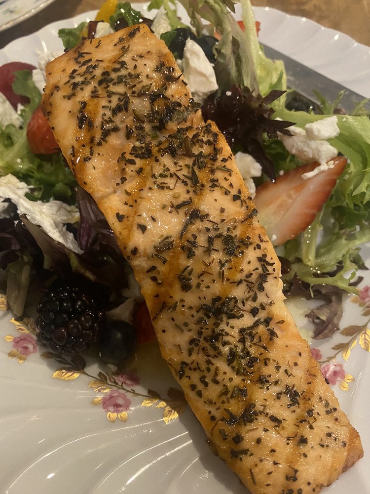 The Grape Wine Bar and Cafe