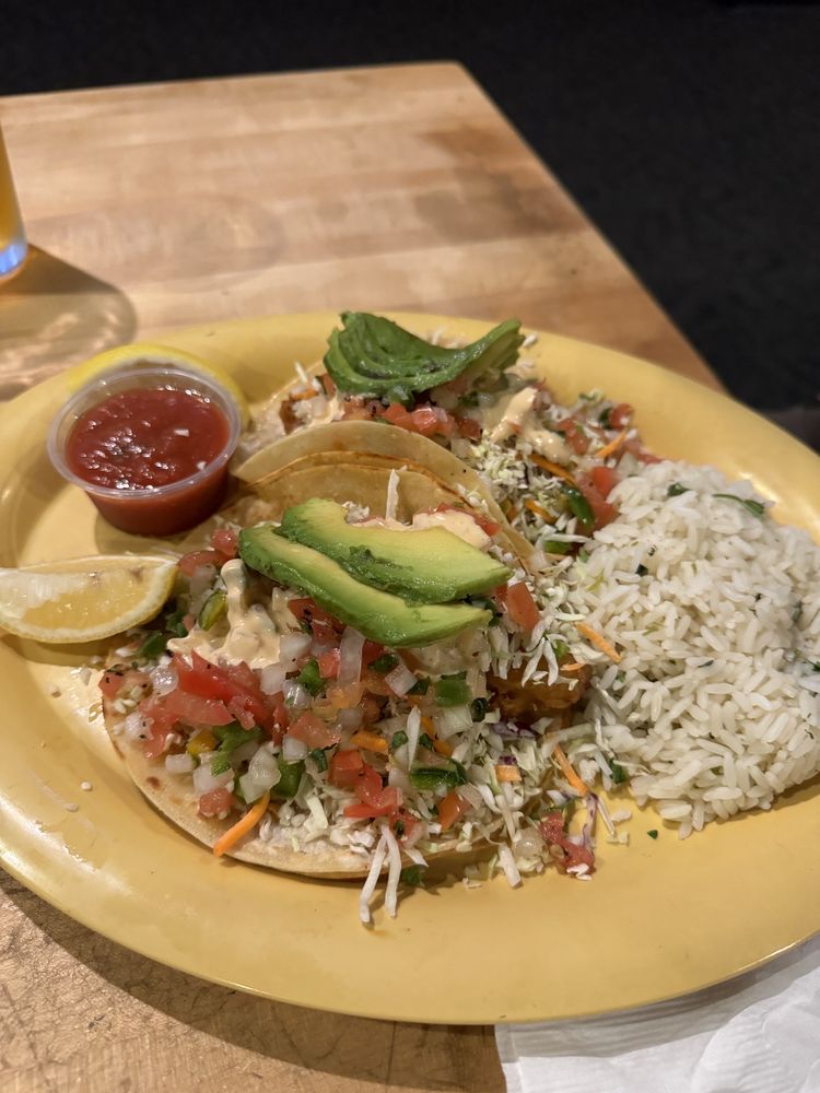 Beeb's Sports Bar & Grill