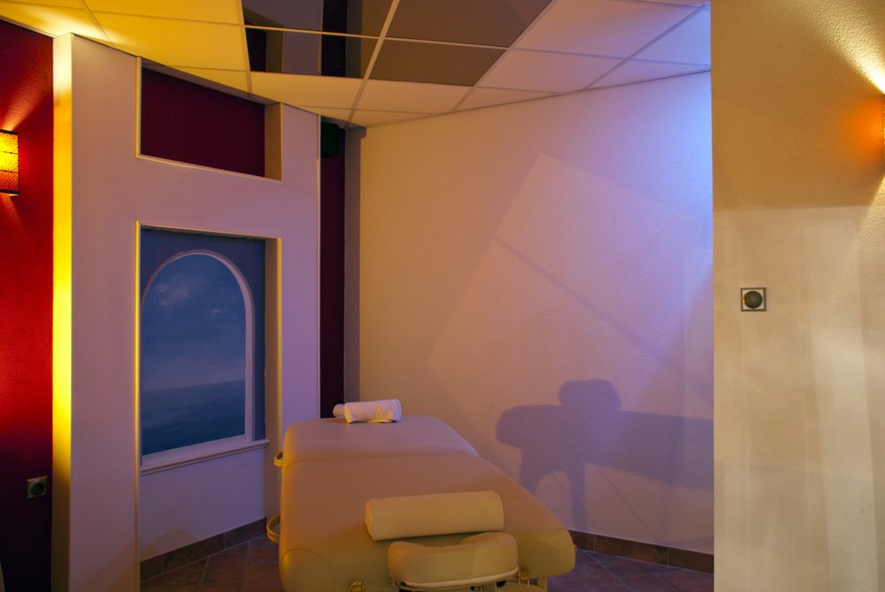 SHEMALE AANGEBODEN LINGAM MASSAGE BREDA Erotische massage veghel lekker mastuberen