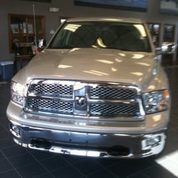 Lindsay Chrysler Dodge Car Dealers 809 Missouri Ave Saint