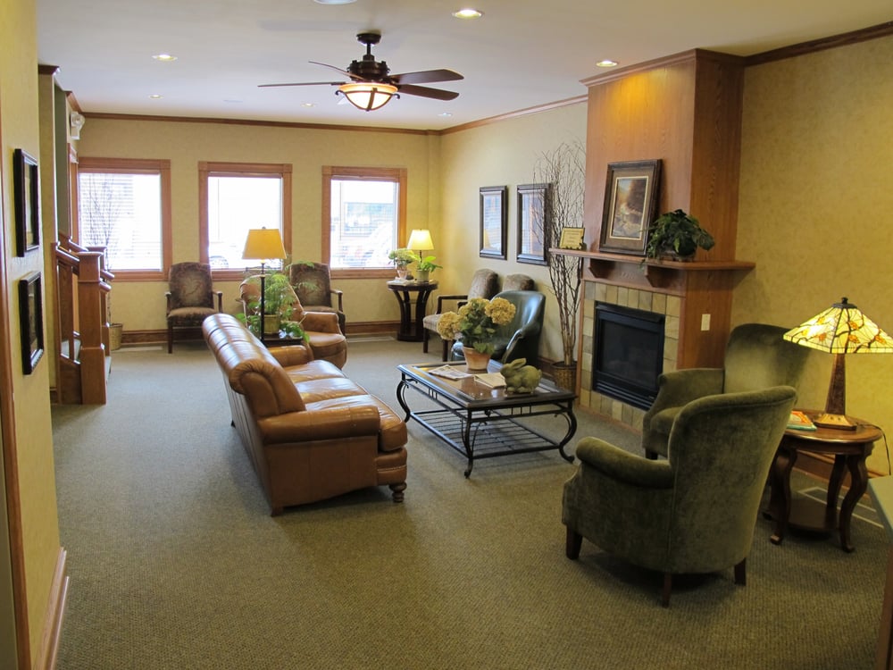 image of business Larson Dental