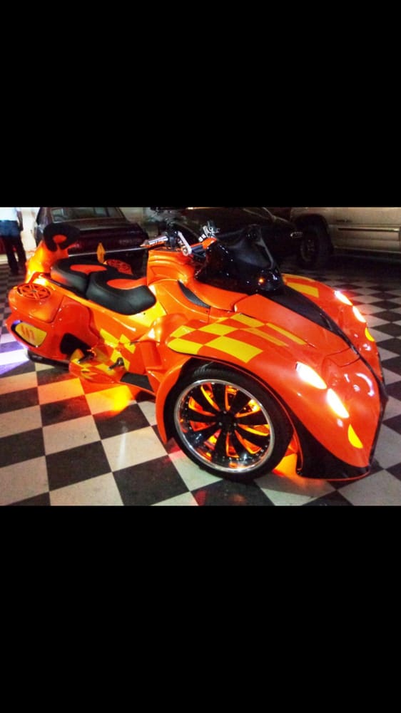 Mo Music 12 Photos & 19 Reviews Body Shops Sparks Sparks, NV