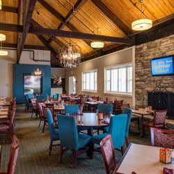 Wayfarer Restaurant Closed 12 Photos Italian 7401 Surratts Photo Of Wayfarer Restaurant Clinton Md United States Main Dining Room