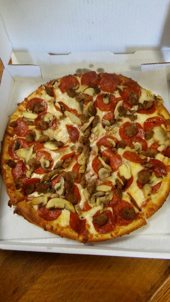 Olde Town Pizza House 29 Photos & 36 Reviews Pizza 195 Cleveland