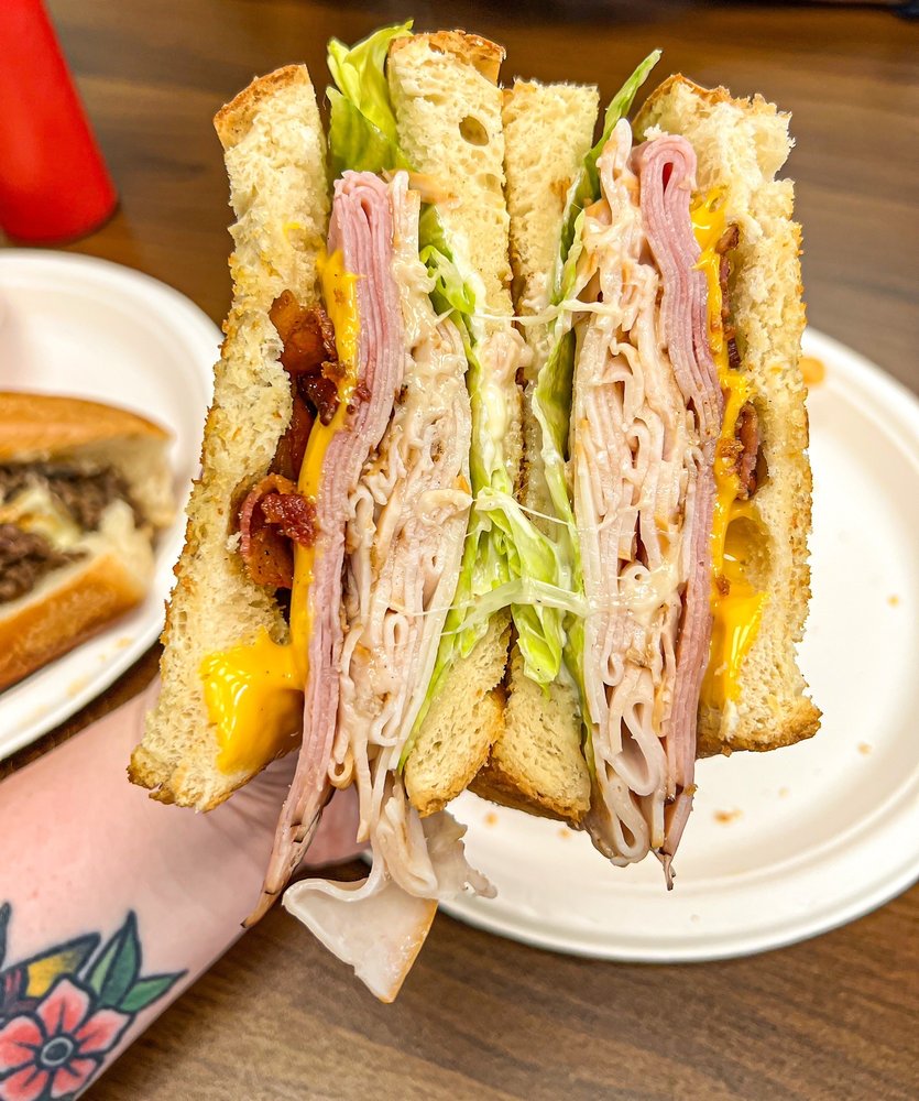 Bobo's Deli And Grill