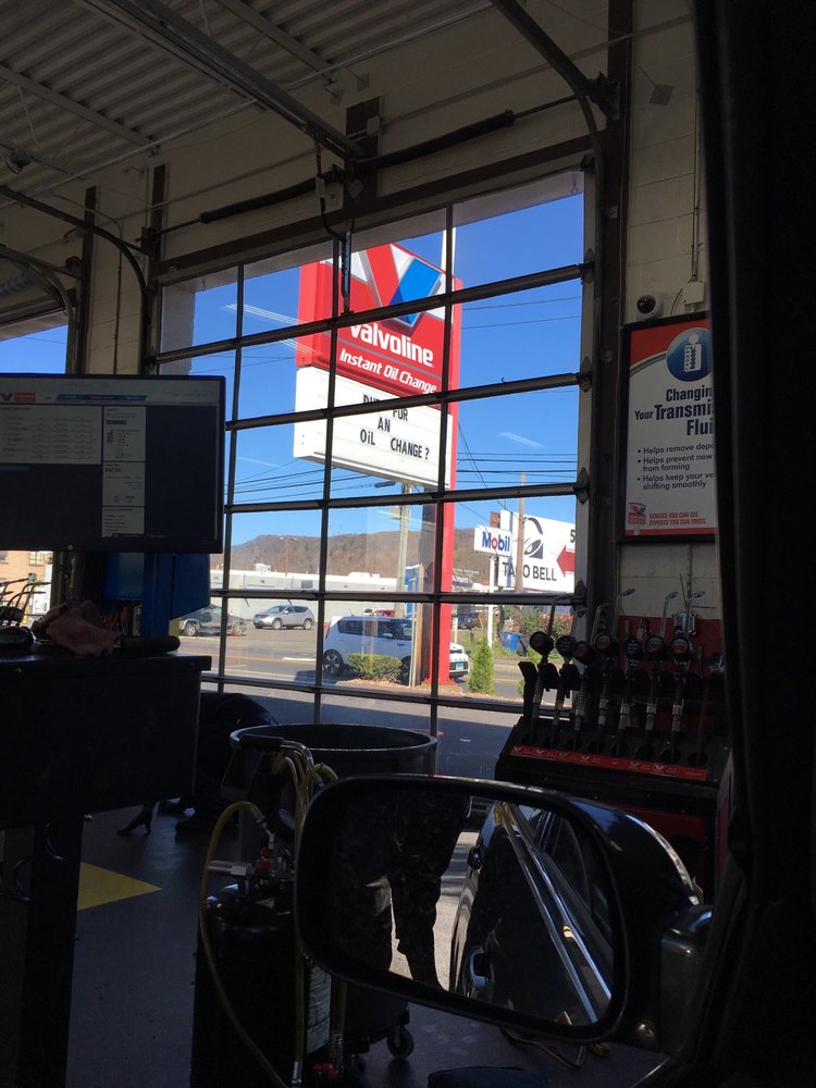 Valvoline Instant Oil Change