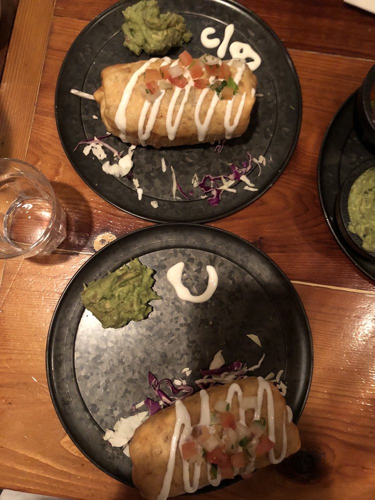 Los Cuervos Taqueria Y Cantina
