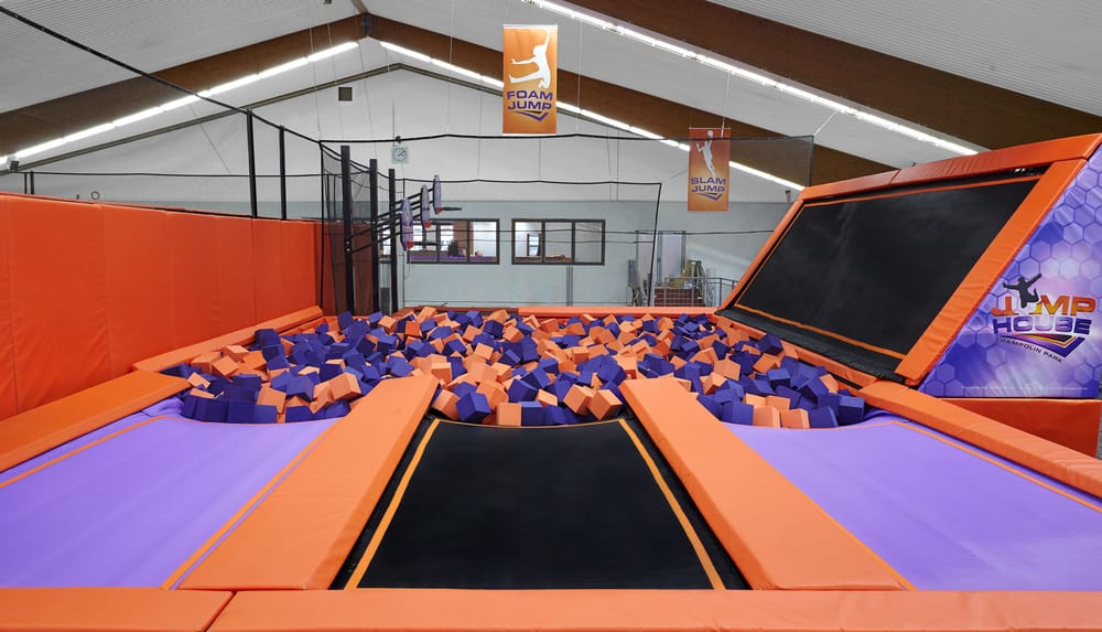 Jump House 24 Photos & 16 Reviews Trampoline Parks Kieler Str