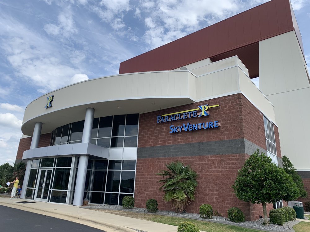 Paraclete XP Indoor Skydiving