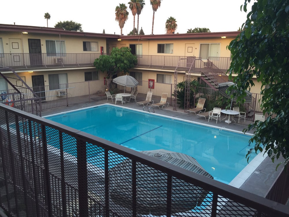 Ambassador Apartments 10331 Western Ave Downey Ca Ambassador