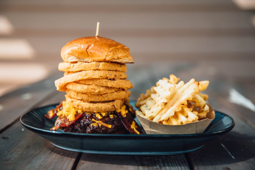 Walk-On's Sports Bistreaux - Towne Center Restaurant Walk-On's Sports Bistreaux - Towne Center Restaurant