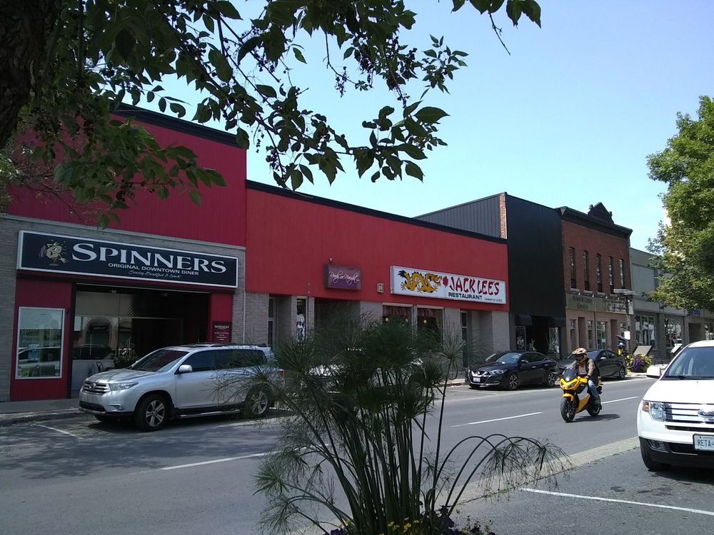 Spinners Diner