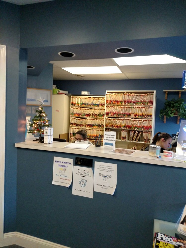 image of business Family Holland Dental