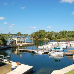 The Port Hotel Marina 41 Photos 20 Reviews Hotels 1610 Se Photo Of The Port Hotel Marina Crystal River Fl United States
