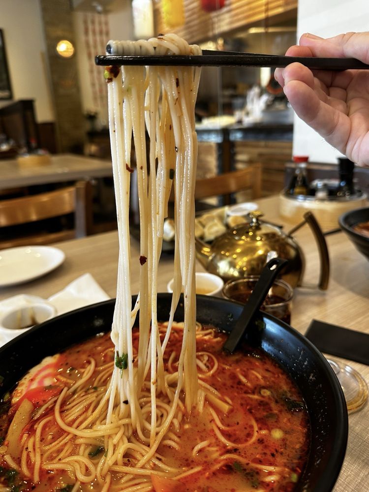 Xiaoling's Noodles and Dumplings